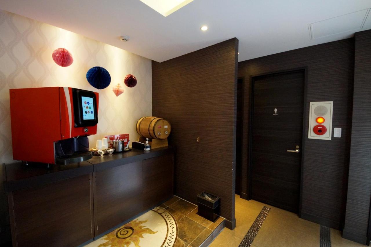 Hotel Lei (Adults Only) Фунабаши Екстериор снимка